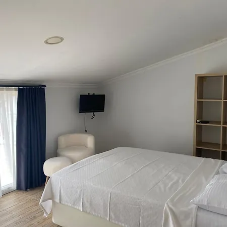 Hotel Bouvardia