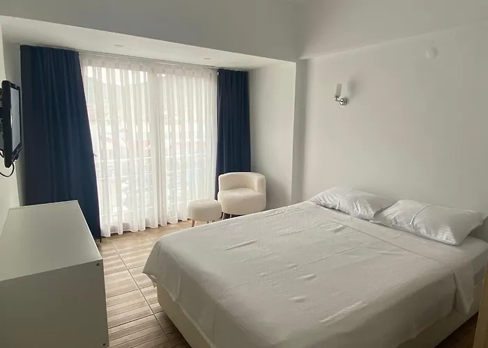 Ξενοδοχείο Bouvardia 4*